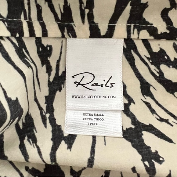 NWT RAILS Jayla One Shoulder Crop Top in Ivory Marbled Tiger Print Size XS - Picture 10 of 11